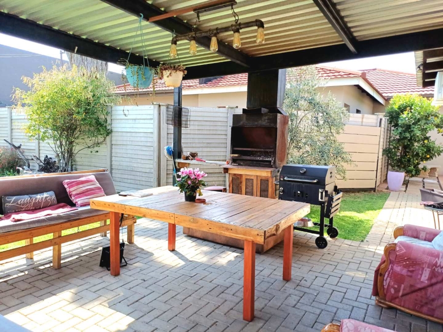 3 Bedroom Property for Sale in Dan Pienaar Free State